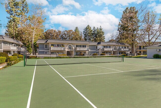 Foto del edificio - Hillcrest Park