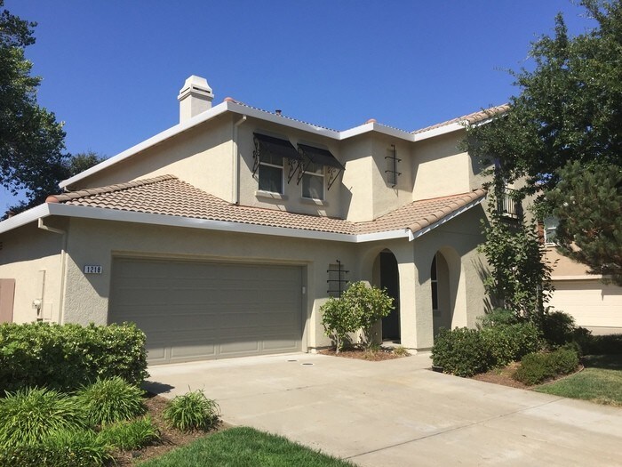 Primary Photo - 4 Bedroom in Empire Ranch