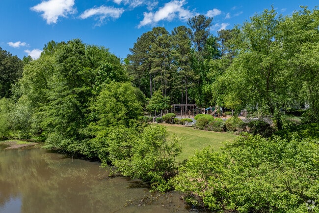 Lakeside Recreation - Capella Apartment Homes