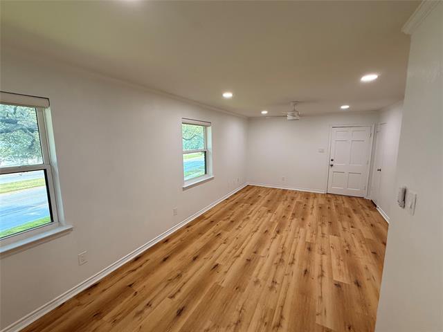 Foto del edificio - 3933 Inwood Rd