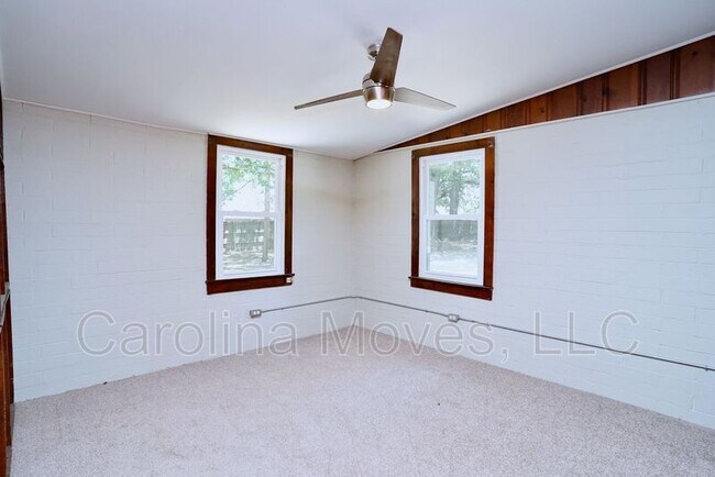 Building Photo - 205 Brushy Creek Rd