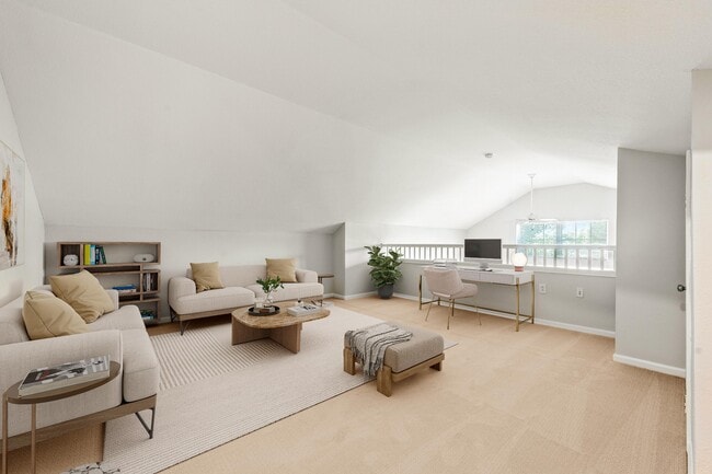 Building Photo - Everly Darien