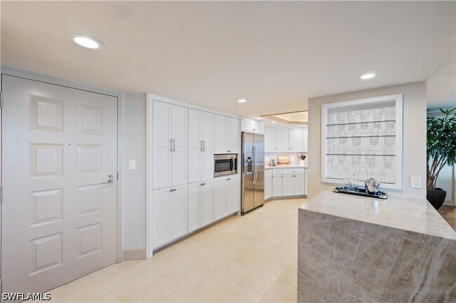 Foto del edificio - 4651 Gulf Shore Blvd N