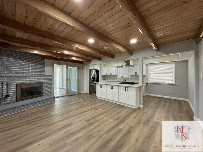 Foto del edificio - 3.0 bedroom in Temple City California 91780
