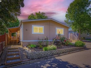 Building Photo - 13620 SW Beef Bend Rd