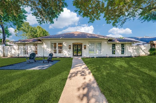 Foto del edificio - 16810 Deer Park Dr