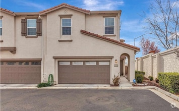 Building Photo - 3292 Overland Ln