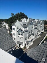 Building Photo - 20 3rd St