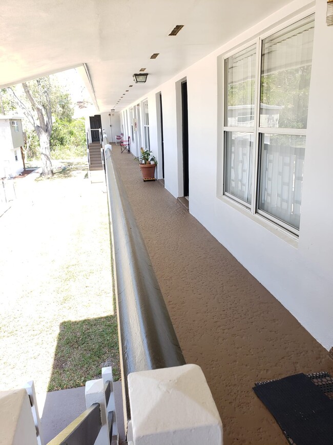 Foto del edificio - 1440 Parkway Dr