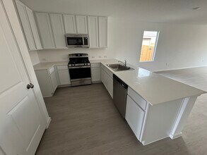 Building Photo - 11510 Field Briar