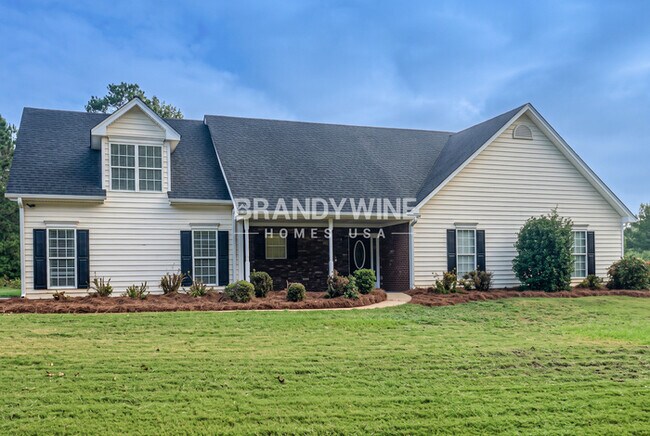 Building Photo - 25 Lake Charles Way