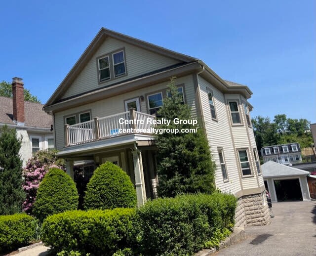 Building Photo - 62 Green St