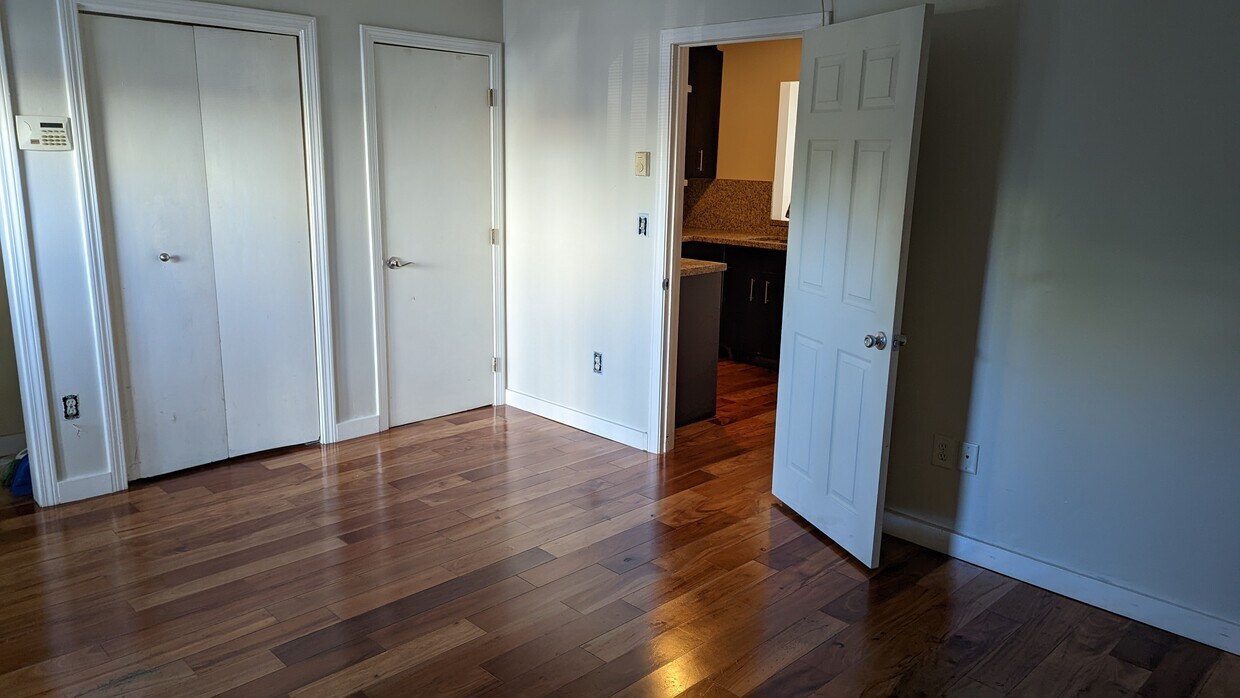 Foto principal - 75 Penn St