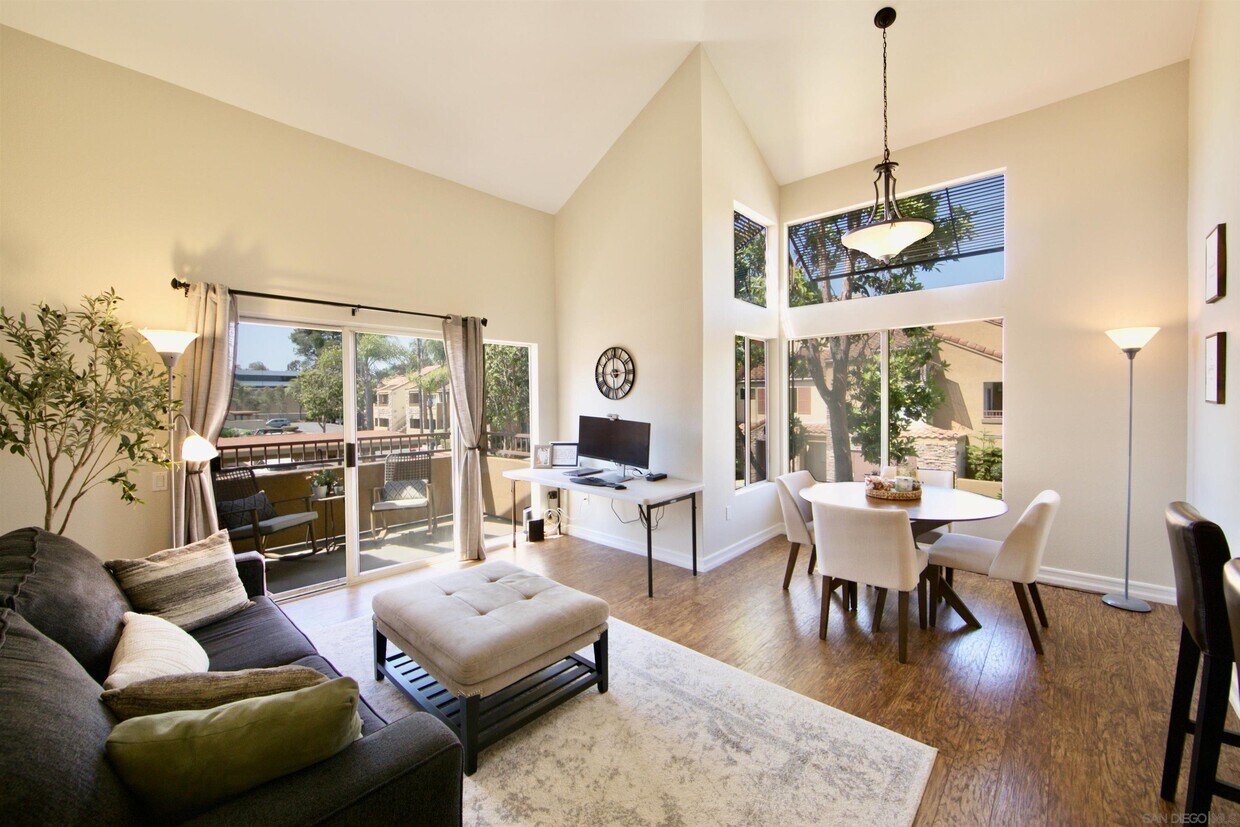 Foto principal - 15283 Maturin Dr