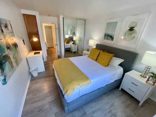Bedroom with work desk and portable ac available - 3030 Suncrest Dr unit 402