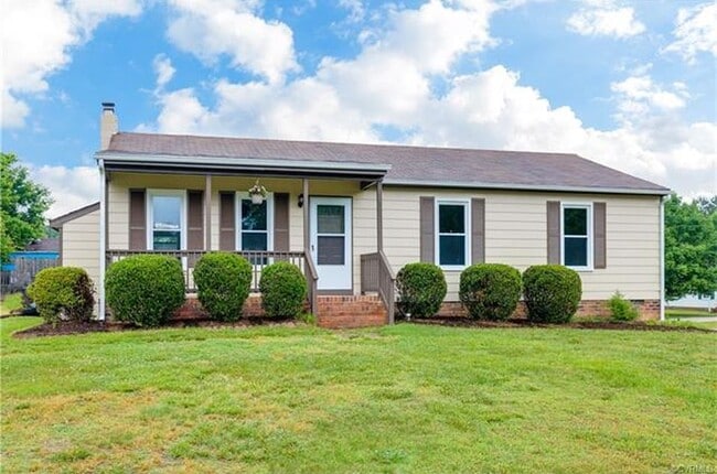 Building Photo - 9007 Deerwater Terrace
