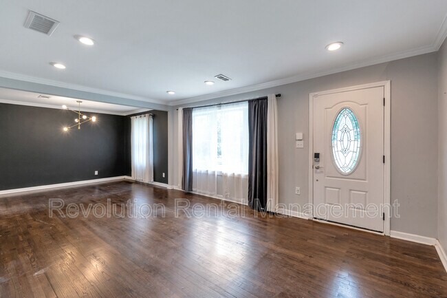 Building Photo - 2507 Tilson Rd