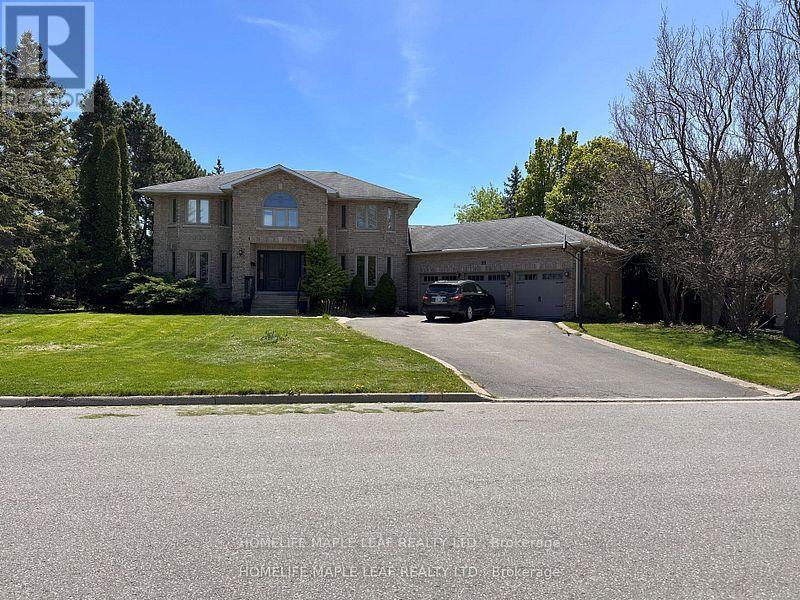 Photo principale - 39-39 Dennis Dr