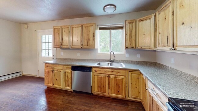 Building Photo - 3 Bedroom Home in North Pole with Garage!!