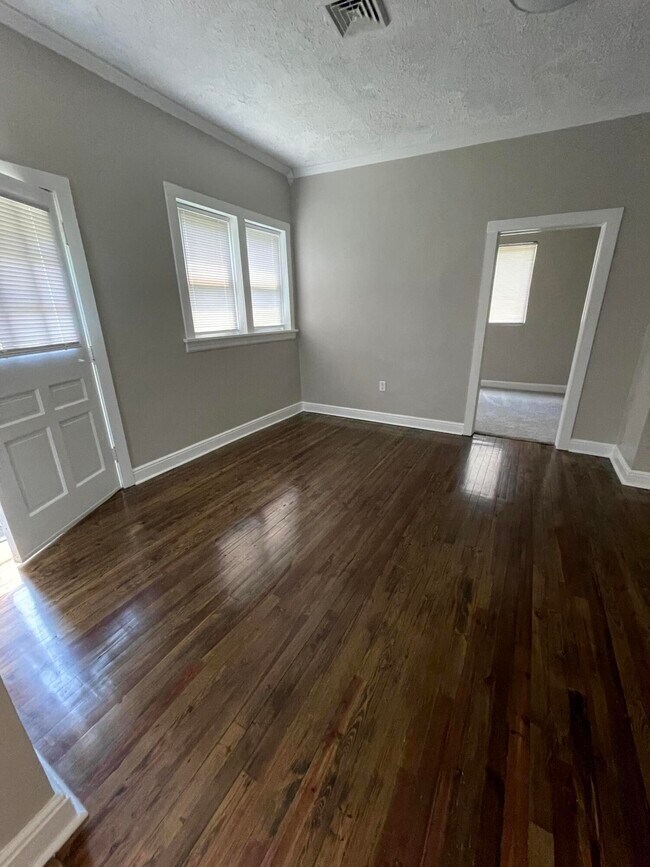 Foto del edificio - 6075 Lee Hwy