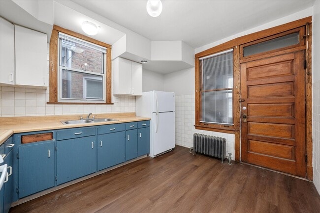 Building Photo - 2103 Highland Ave