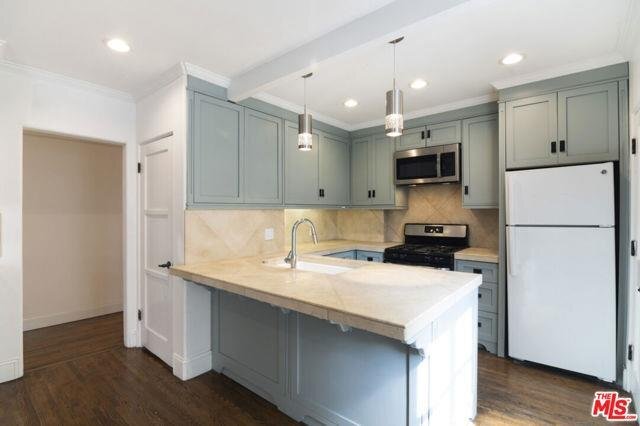 Foto del edificio - 6329 W 6th St
