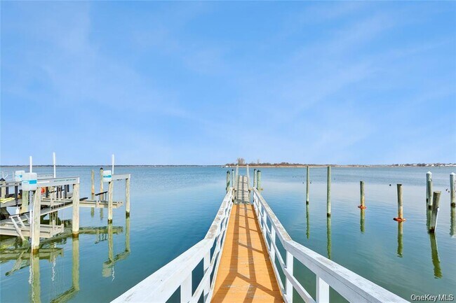 Foto del edificio - 416 W Bay Dr