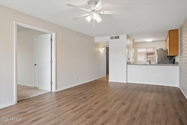 Foto del edificio - 4354 N 82nd St