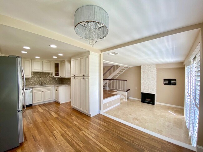 Building Photo - Ocean Views from this Newport Crest Condo