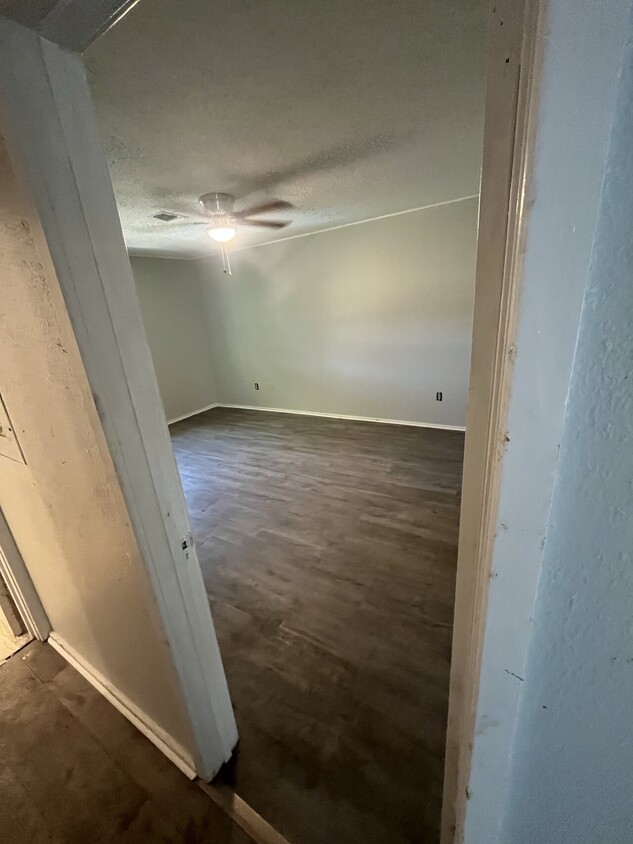 Building Photo - Louisiana 135