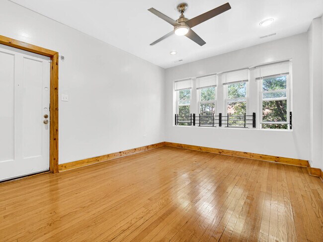 Building Photo - 7757 S Throop St