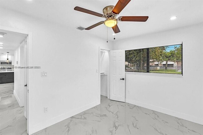 Foto del edificio - 2060 NW 189th Terrace