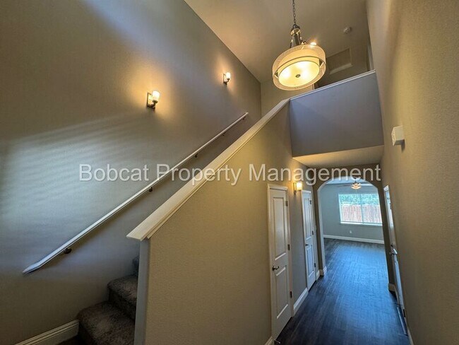 Foto del edificio - 1393 Handelin Rd