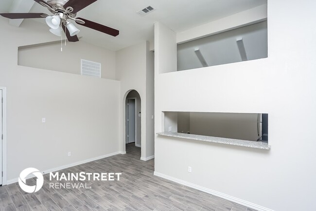 Foto del edificio - 7212 Blackthorn Dr