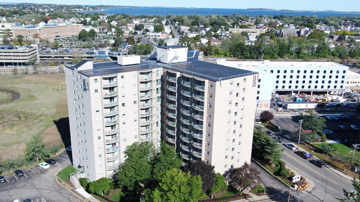 The Point At North Quincy Apartments Quincy, MA