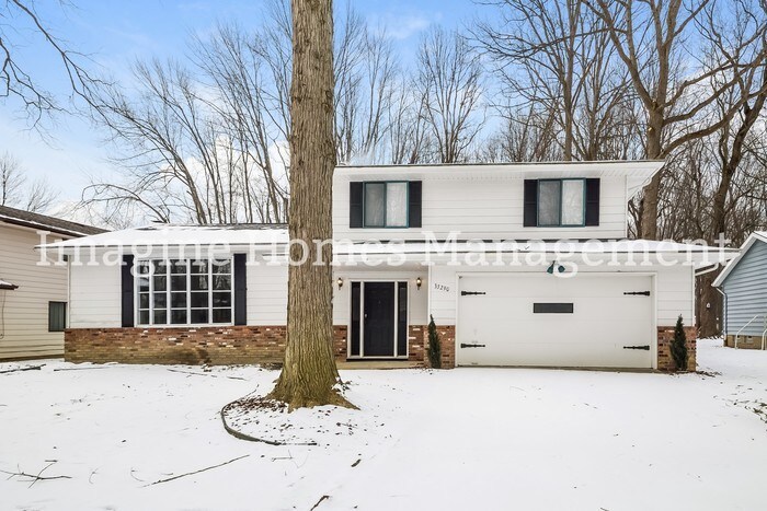 Primary Photo - 33290 Cromwell Dr