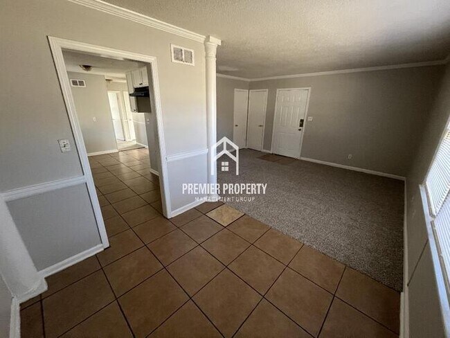 Building Photo - 1454 Winfield Rd