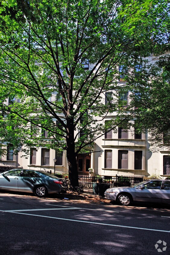 Foto principal - 454 3rd St