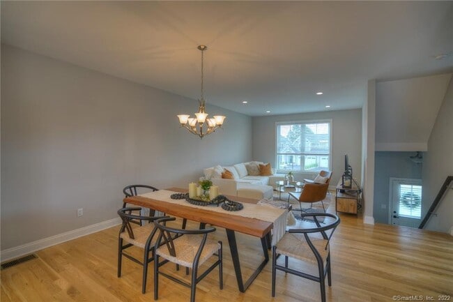 Building Photo - 46 Park Ave