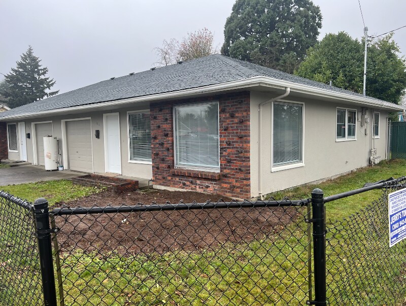 Foto principal - 2016 State Ave NE