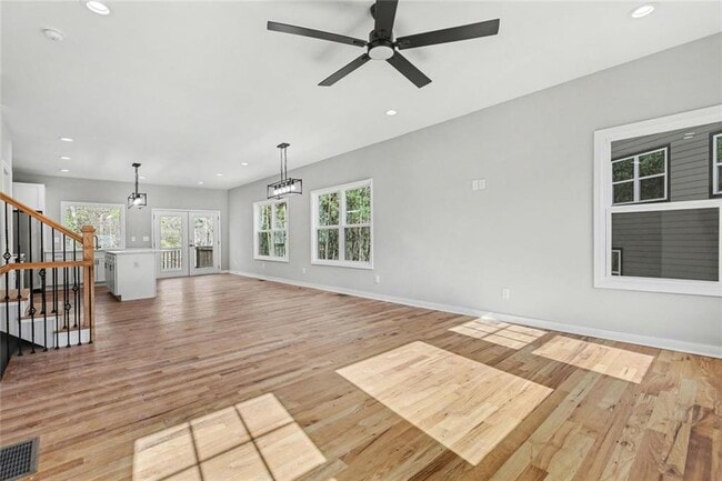 Building Photo - 3175 Tackett Rd