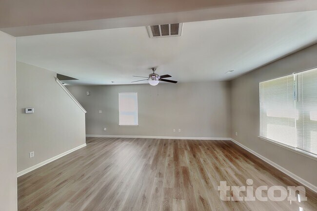 Building Photo - 9415 Bradstreet Commons Way