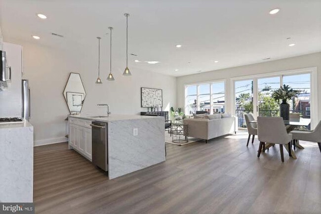 Photo - 1255 Penn St NE Apartment