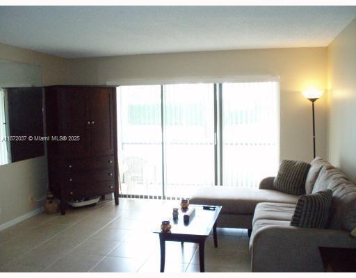 Foto del edificio - 204 Foxtail Dr