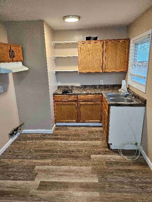 Foto del edificio - 3108 Midvale Dr