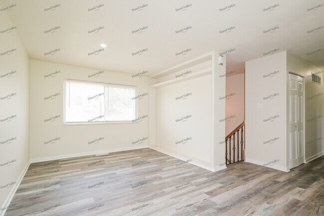 Foto del edificio - 11939 Holly Brook Dr
