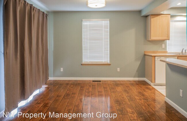 Foto del edificio - 3 br, 2 bath House - 8914 59th Drive NE