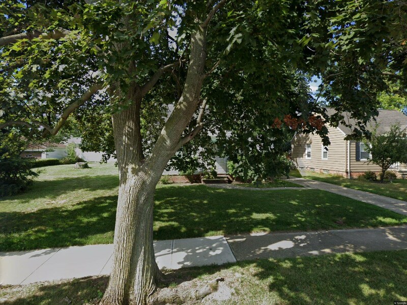 Foto principal - 300 E 328th St