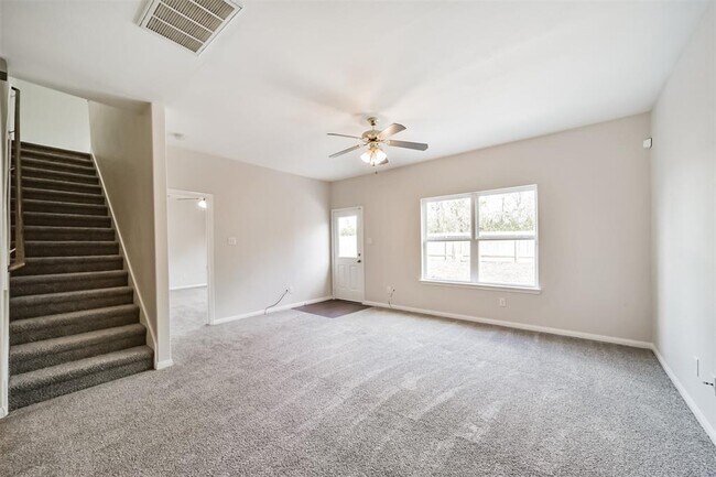 Building Photo - 15910 Gaia Way