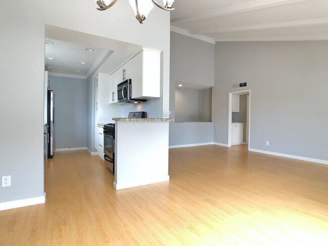 Foto del edificio - 1251 Brockton Ave